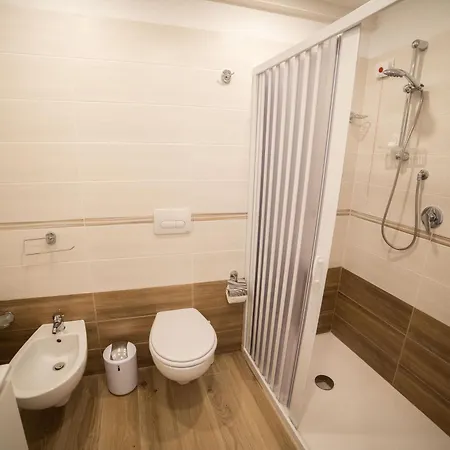 Isabel House Apartment
